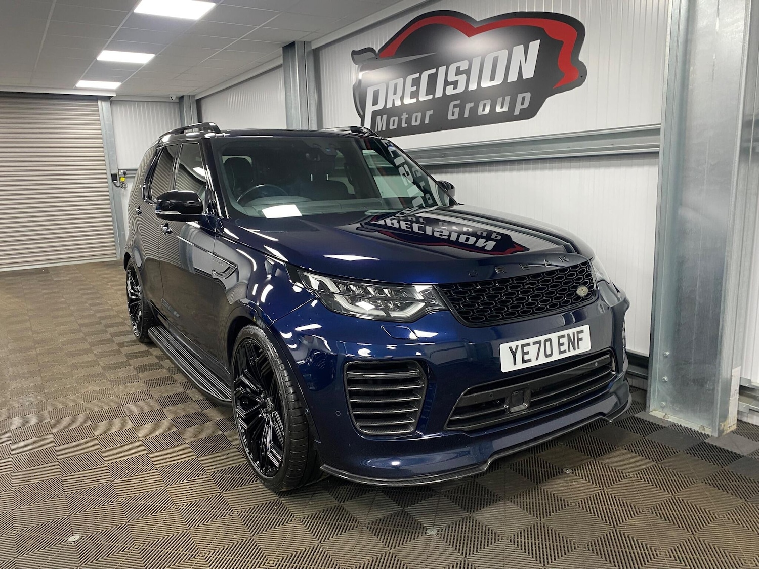 Used Land Rover Discovery 2020 for sale - 76512851: Photo 2