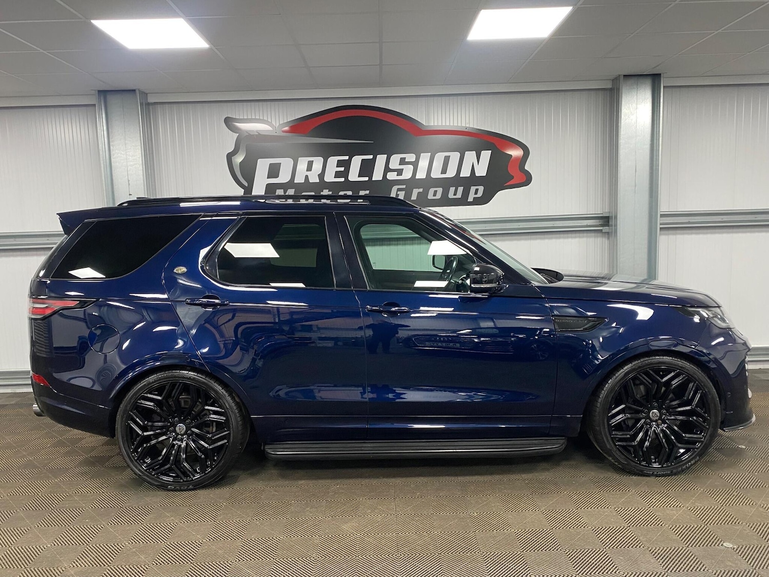 Used Land Rover Discovery 2020 for sale - 76512851: Photo 24