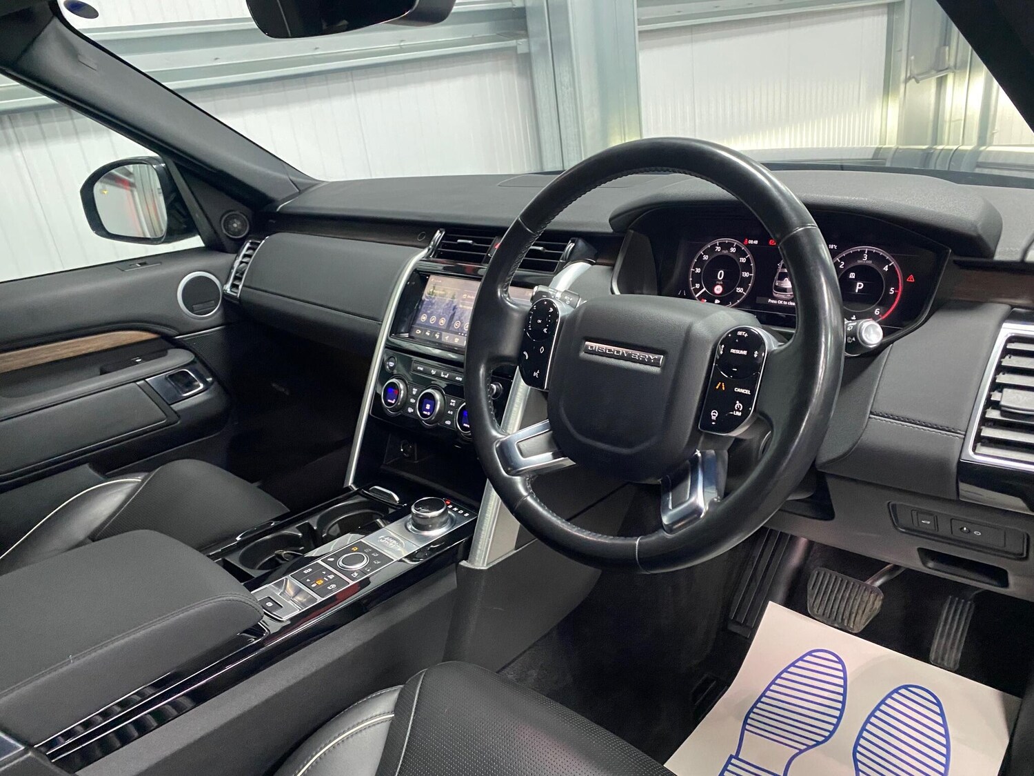 Used Land Rover Discovery 2020 for sale - 76512851: Photo 27