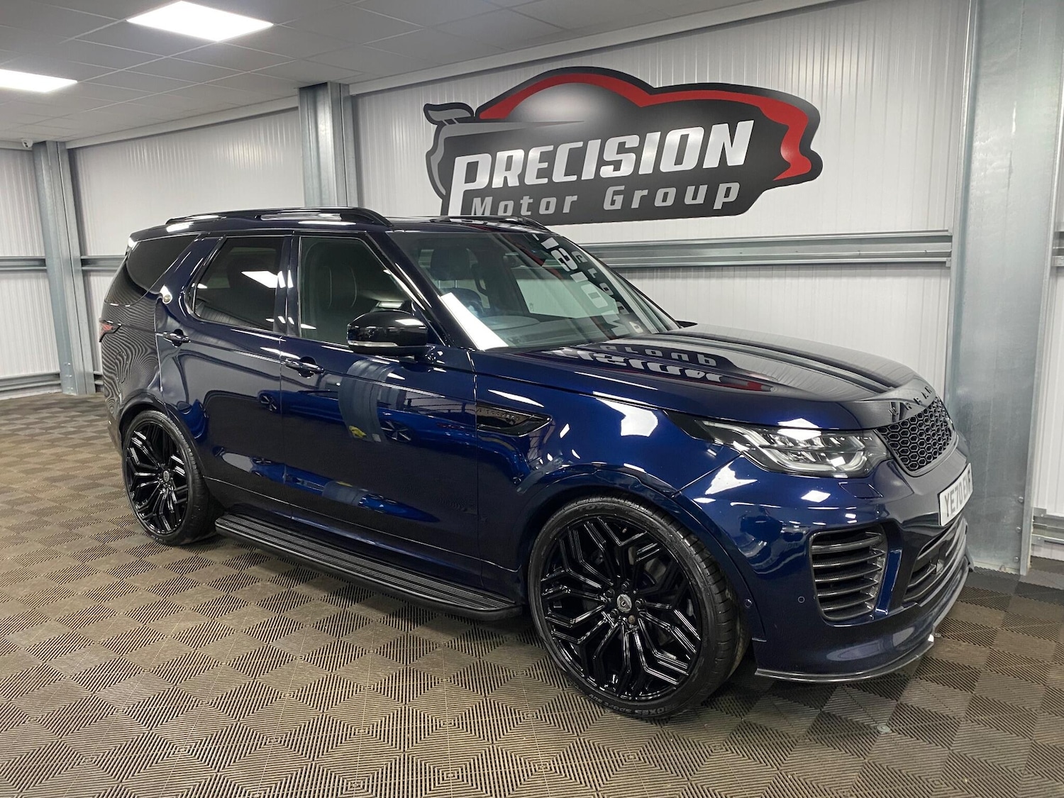 Used Land Rover Discovery 2020 for sale - 76512851: Photo 3