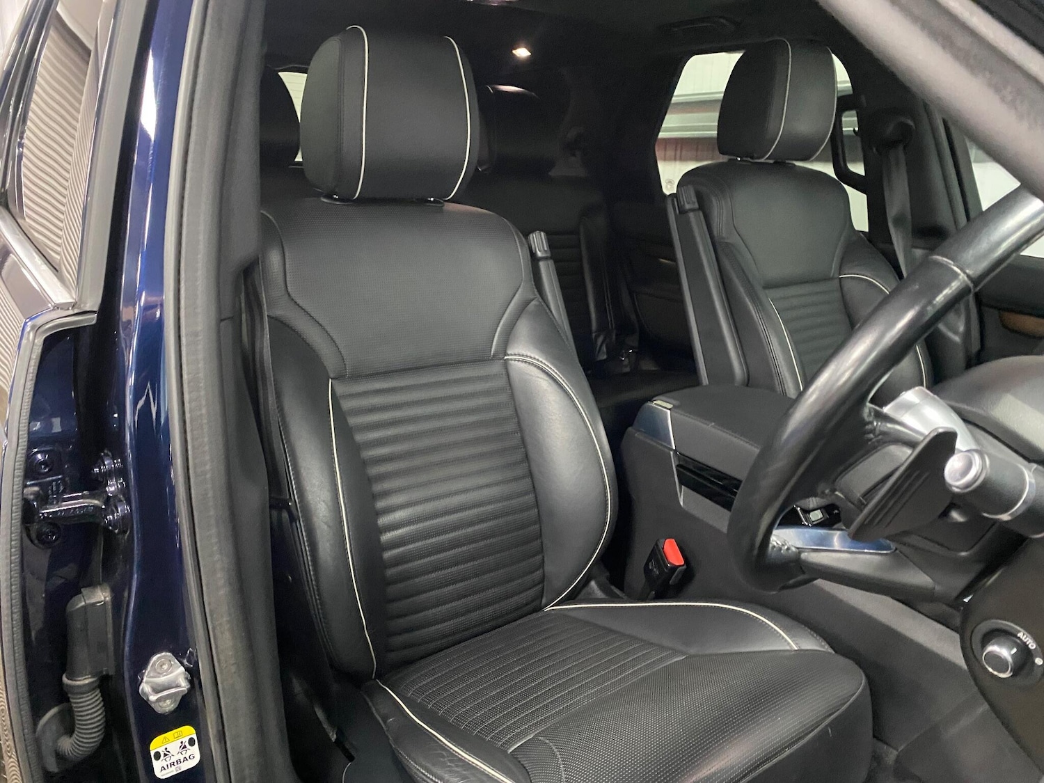 Used Land Rover Discovery 2020 for sale - 76512851: Photo 30