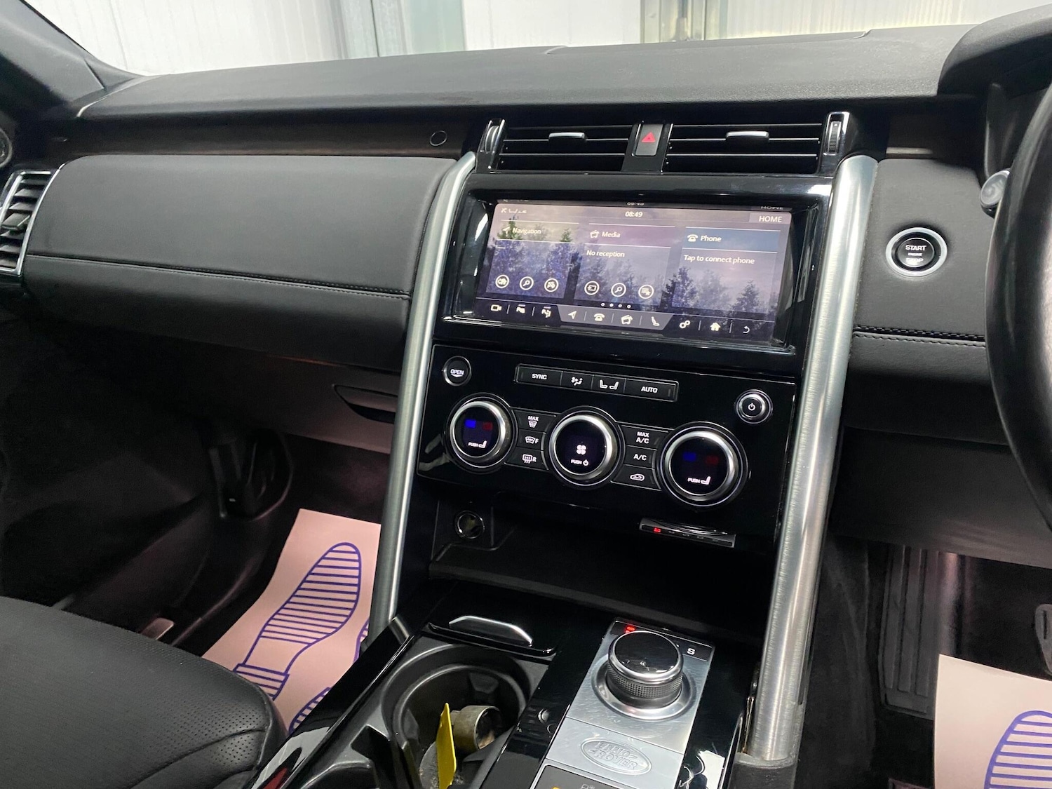 Used Land Rover Discovery 2020 for sale - 76512851: Photo 32