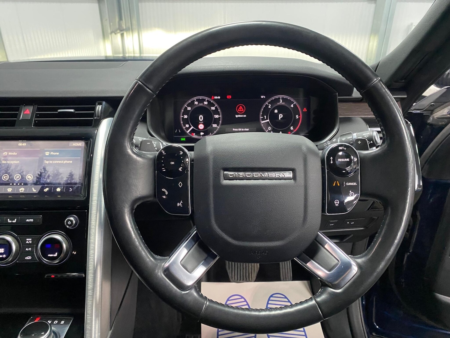 Used Land Rover Discovery 2020 for sale - 76512851: Photo 41