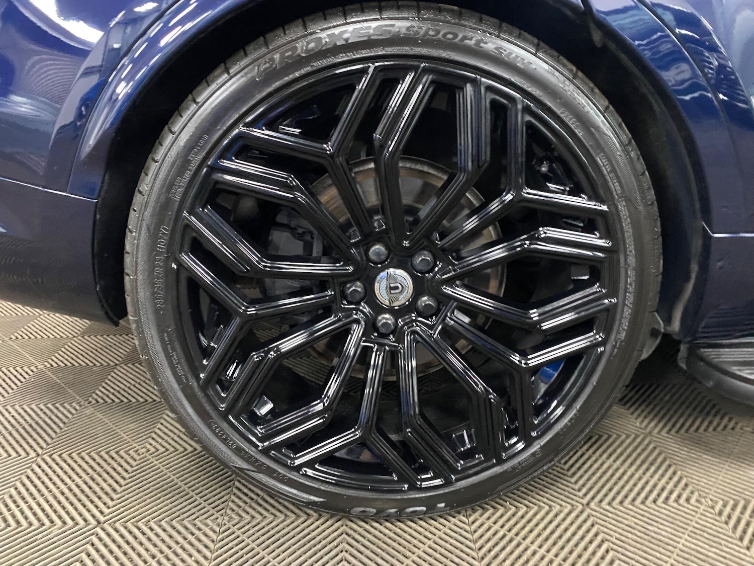 Used Land Rover Discovery 2020 for sale - 76512851: Photo 48