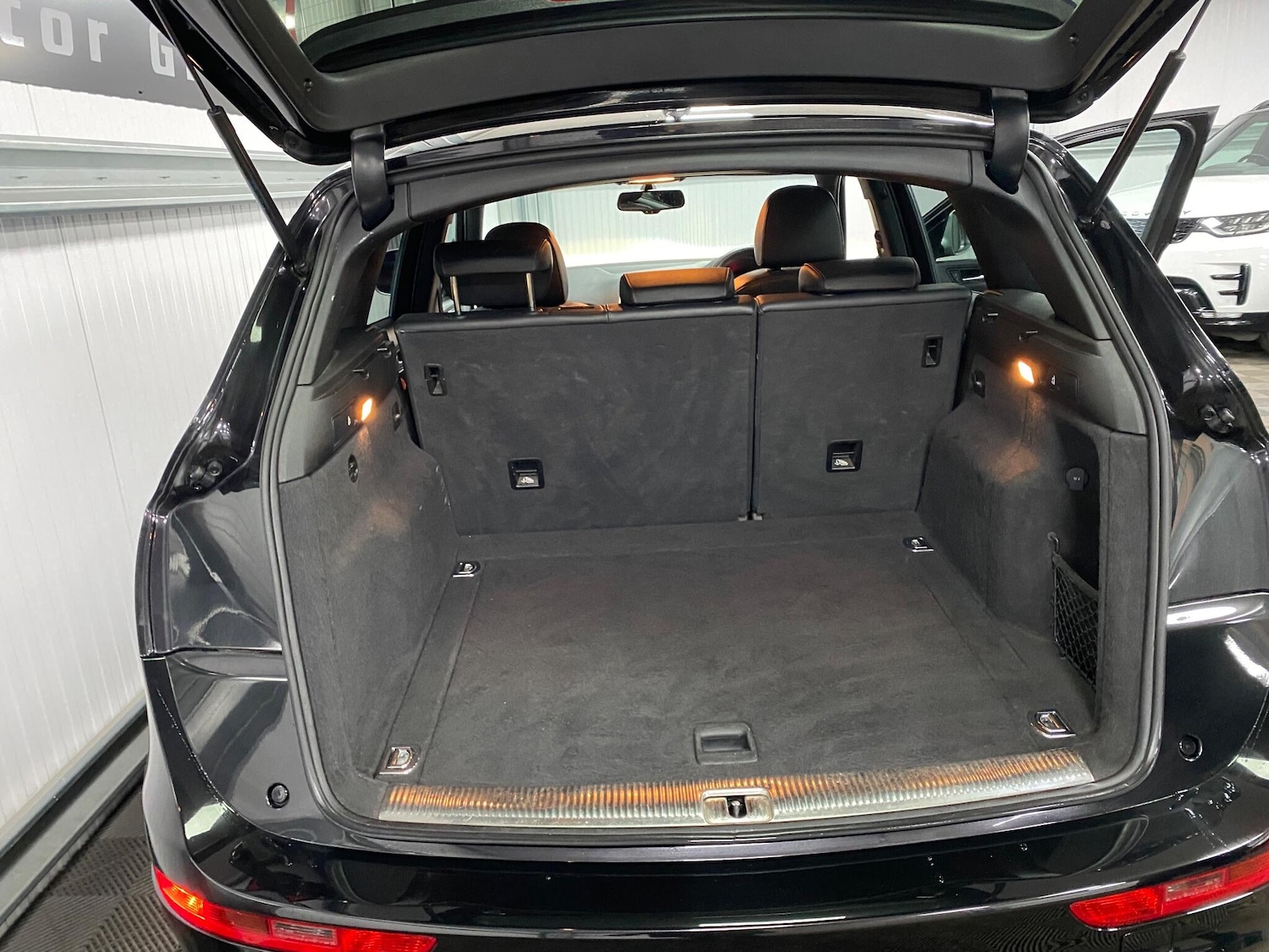 Used Audi Q5 2015 for sale - 76926952: Photo 46