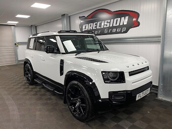 Used Land Rover Defender 110 2021 for sale - 75635117: Photo