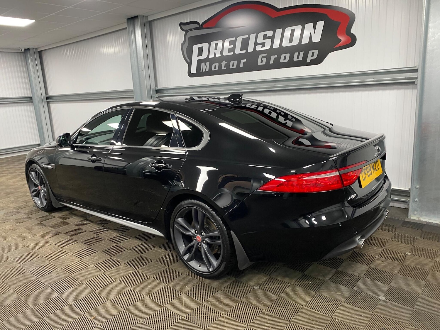 Used Jaguar XF 2018 for sale - 76926206: Photo 14