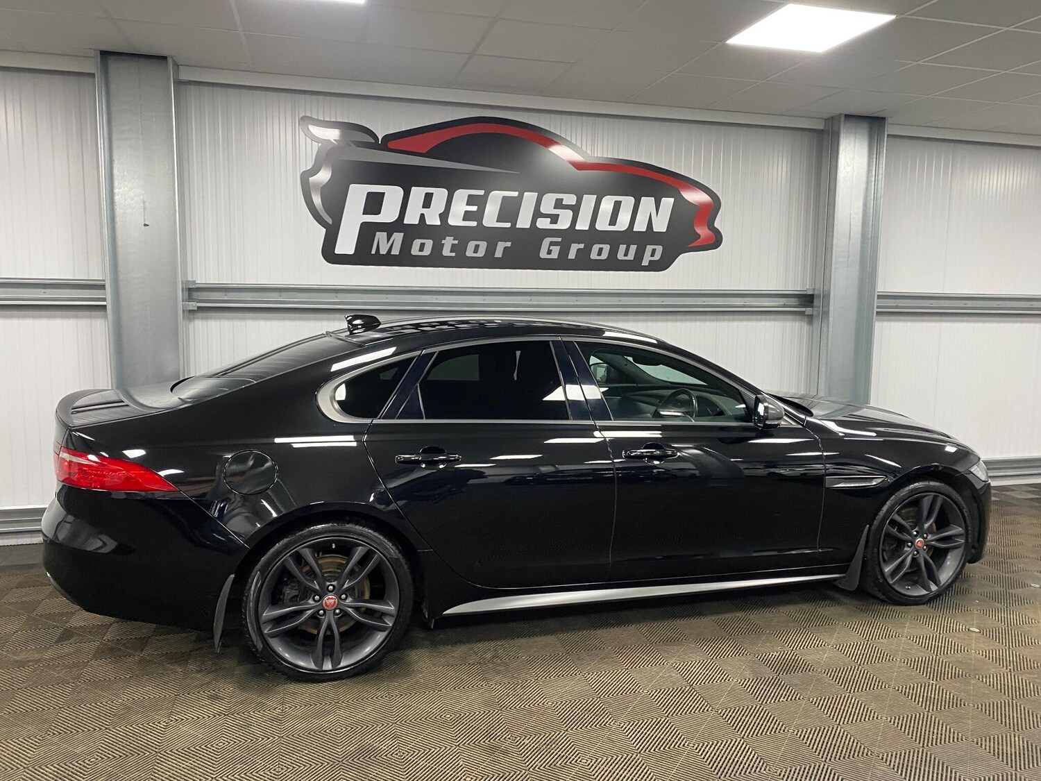 Used Jaguar XF 2018 for sale - 76926206: Photo 25
