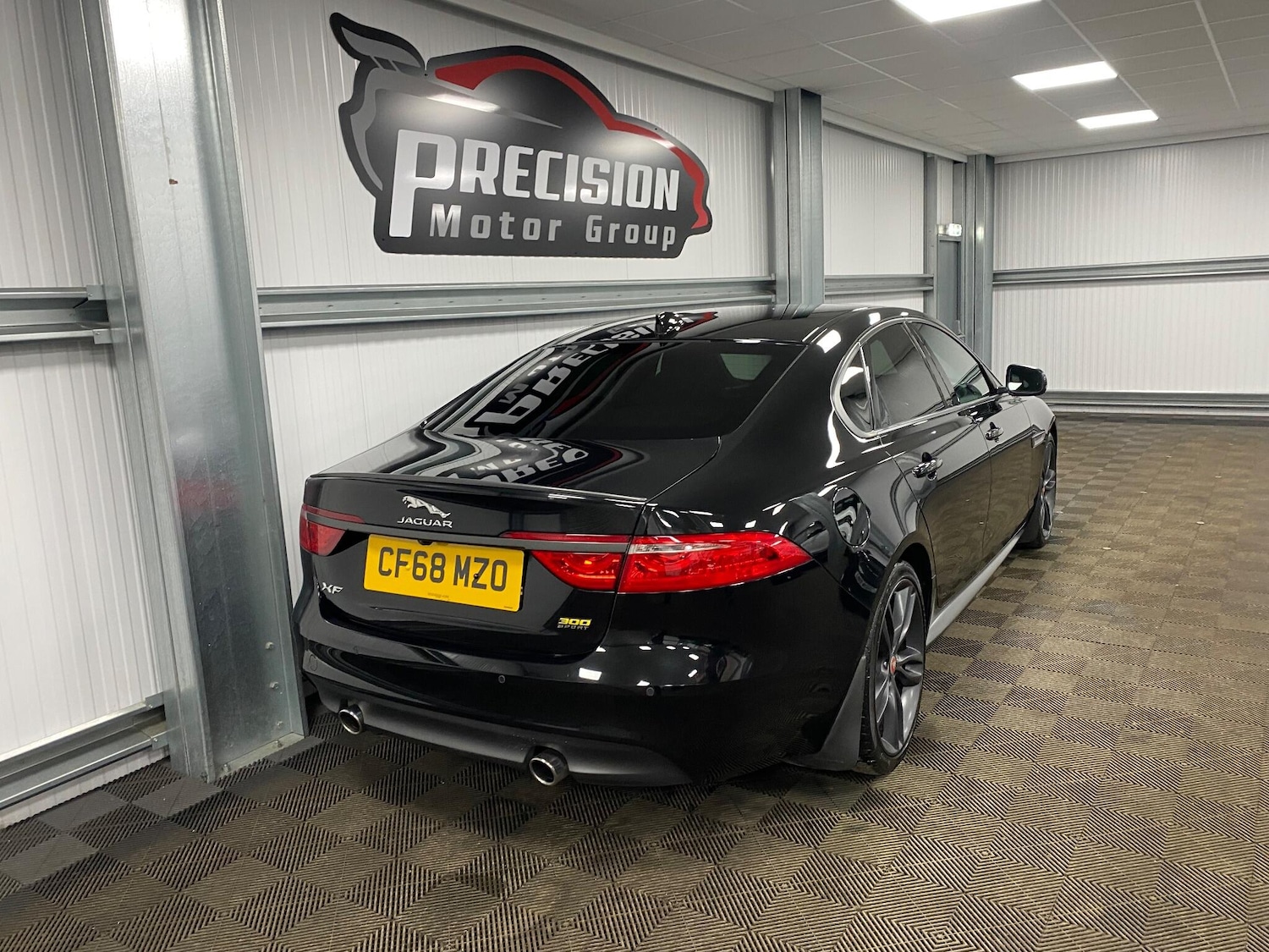 Used Jaguar XF 2018 for sale - 76926206: Photo 28