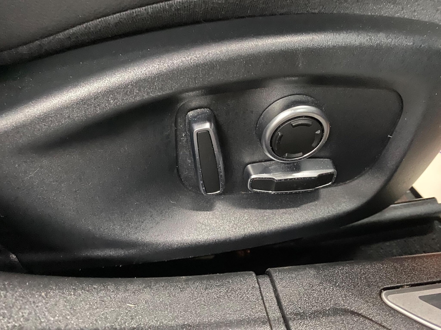 Used Jaguar XF 2018 for sale - 76926206: Photo 40