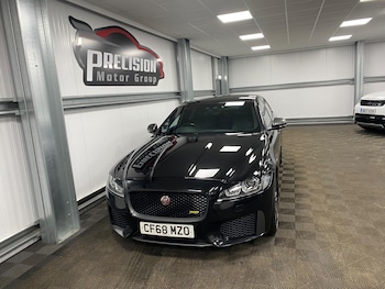 Used Jaguar XF 2018 for sale - 76926206: Photo