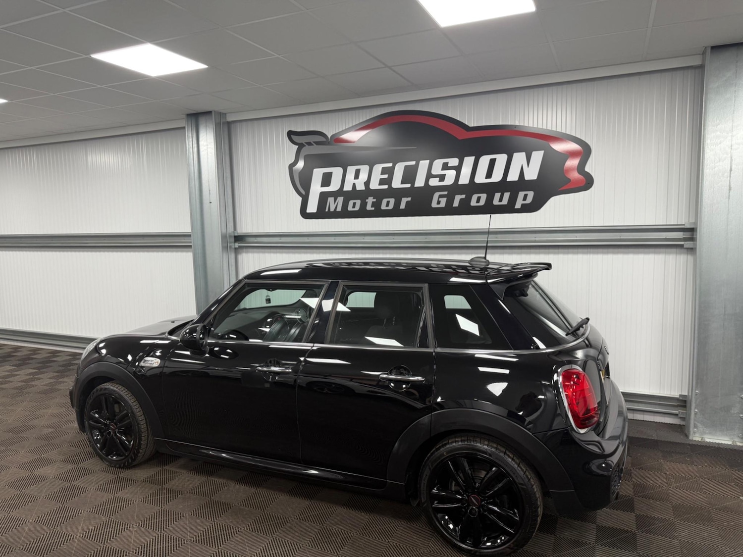 Used MINI Hatch 2019 for sale - 76608581: Photo 25