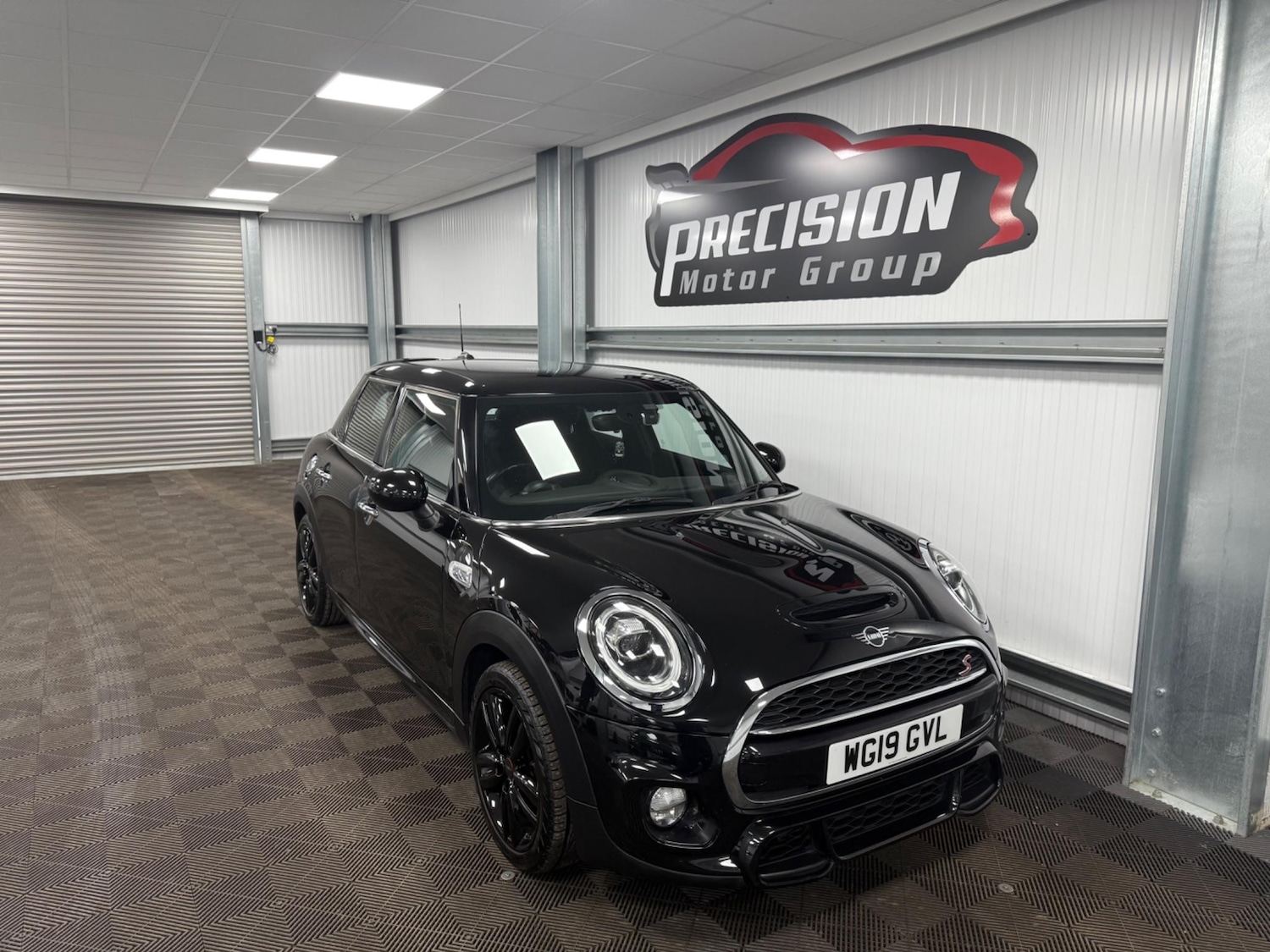 Used MINI Hatch 2019 for sale - 76608581: Photo 4