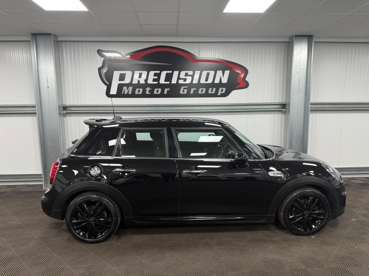 Used MINI Hatch 2019 for sale - 76608581: Photo 9