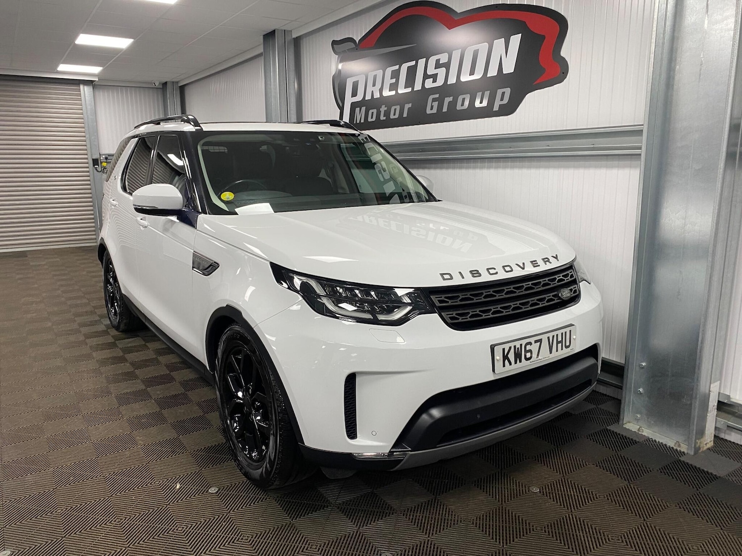 Used Land Rover Discovery 2018 for sale - 76550598: Photo 2
