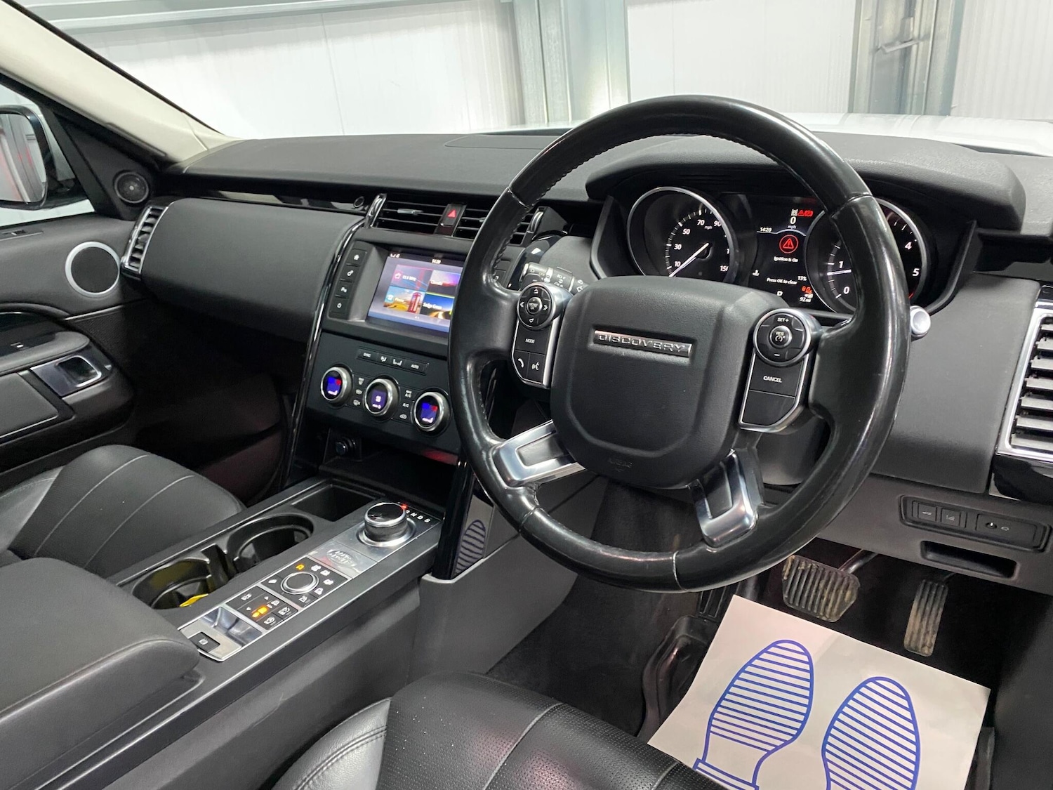 Used Land Rover Discovery 2018 for sale - 76550598: Photo 33