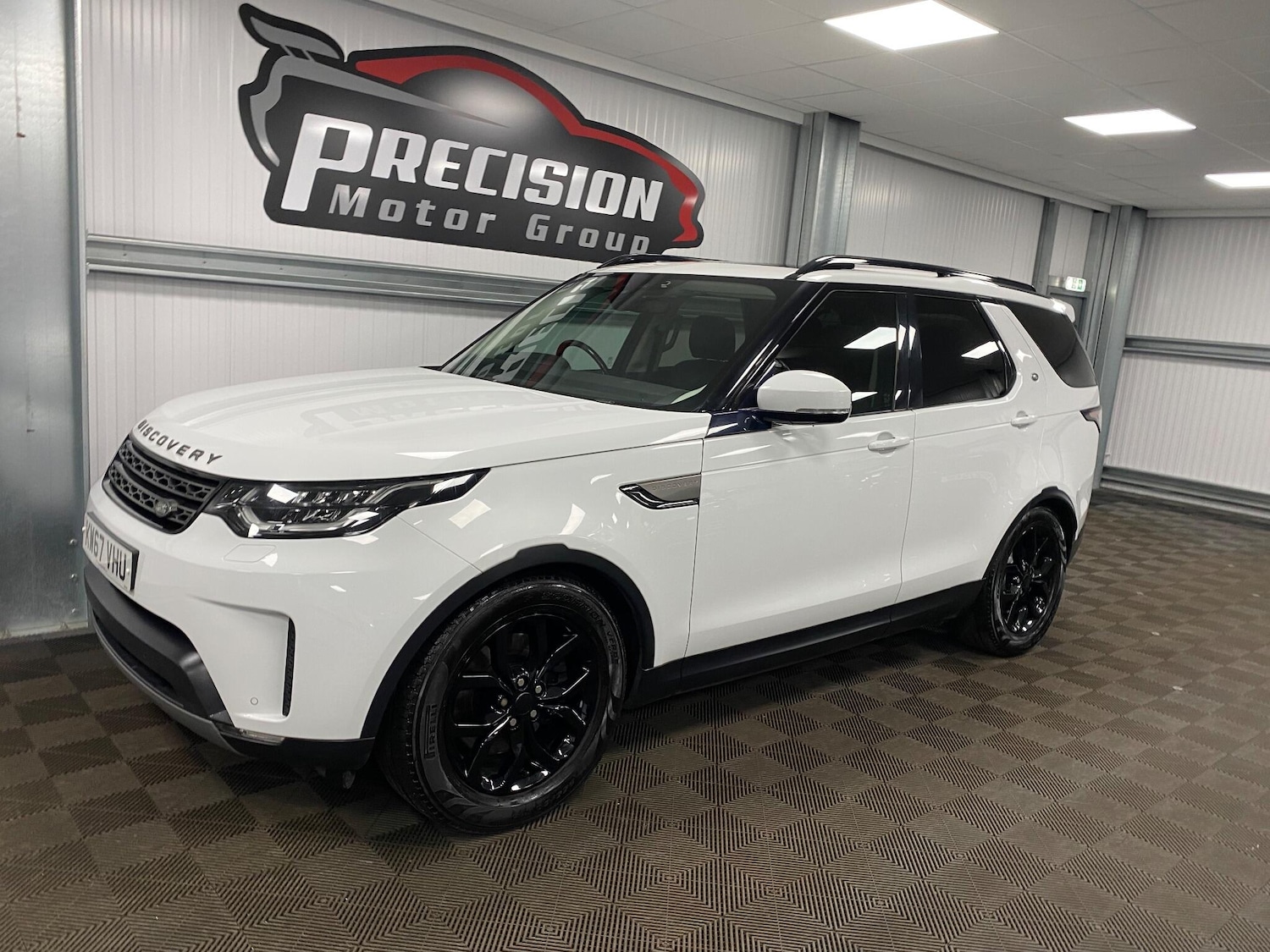 Used Land Rover Discovery 2018 for sale - 76550598: Photo 5