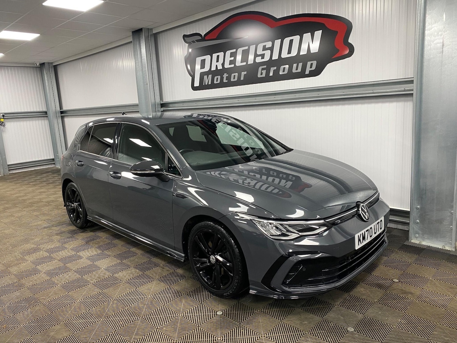 Used Volkswagen Golf 2020 for sale - 76952406: Photo 2