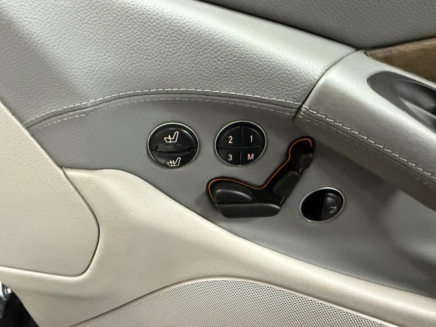 Used Mercedes-Benz S Class 2007 for sale - 76522383: Photo 46