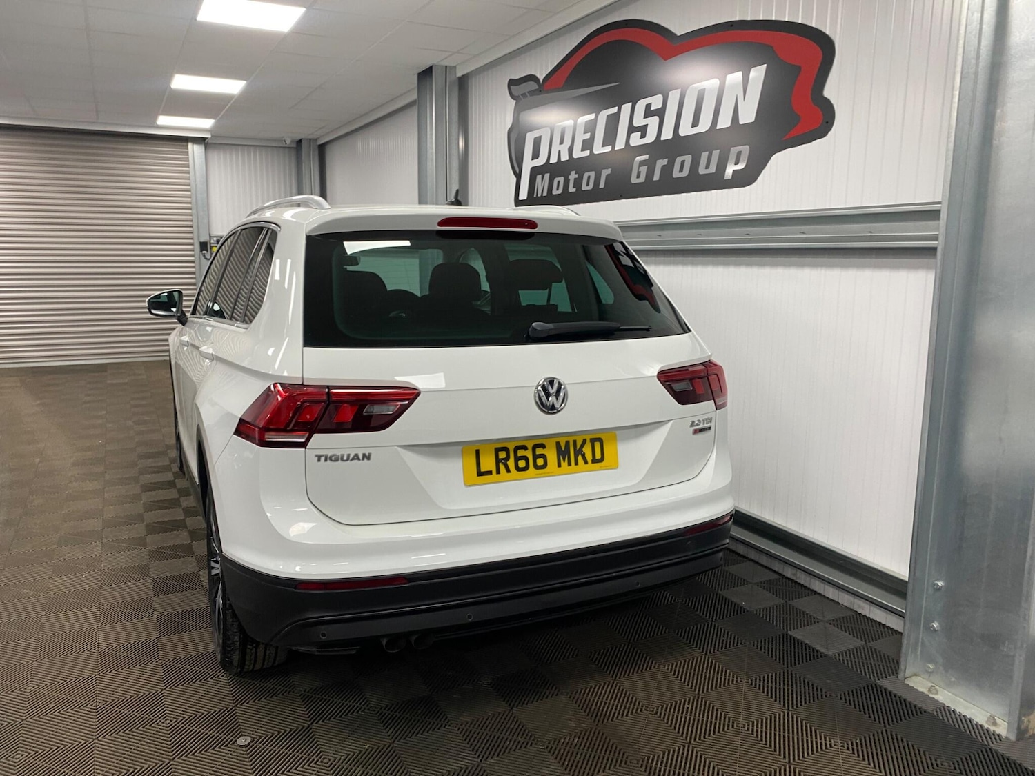 Used Volkswagen Tiguan 2016 for sale - 76378100: Photo 25