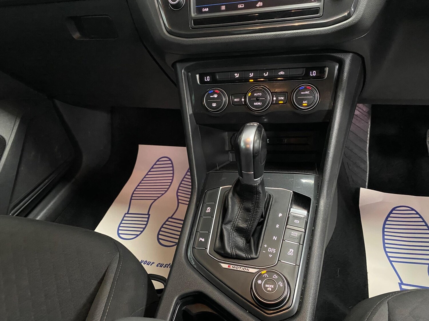 Used Volkswagen Tiguan 2016 for sale - 76378100: Photo 42