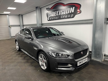 Used Jaguar XE 2018 for sale - 78648714: Photo