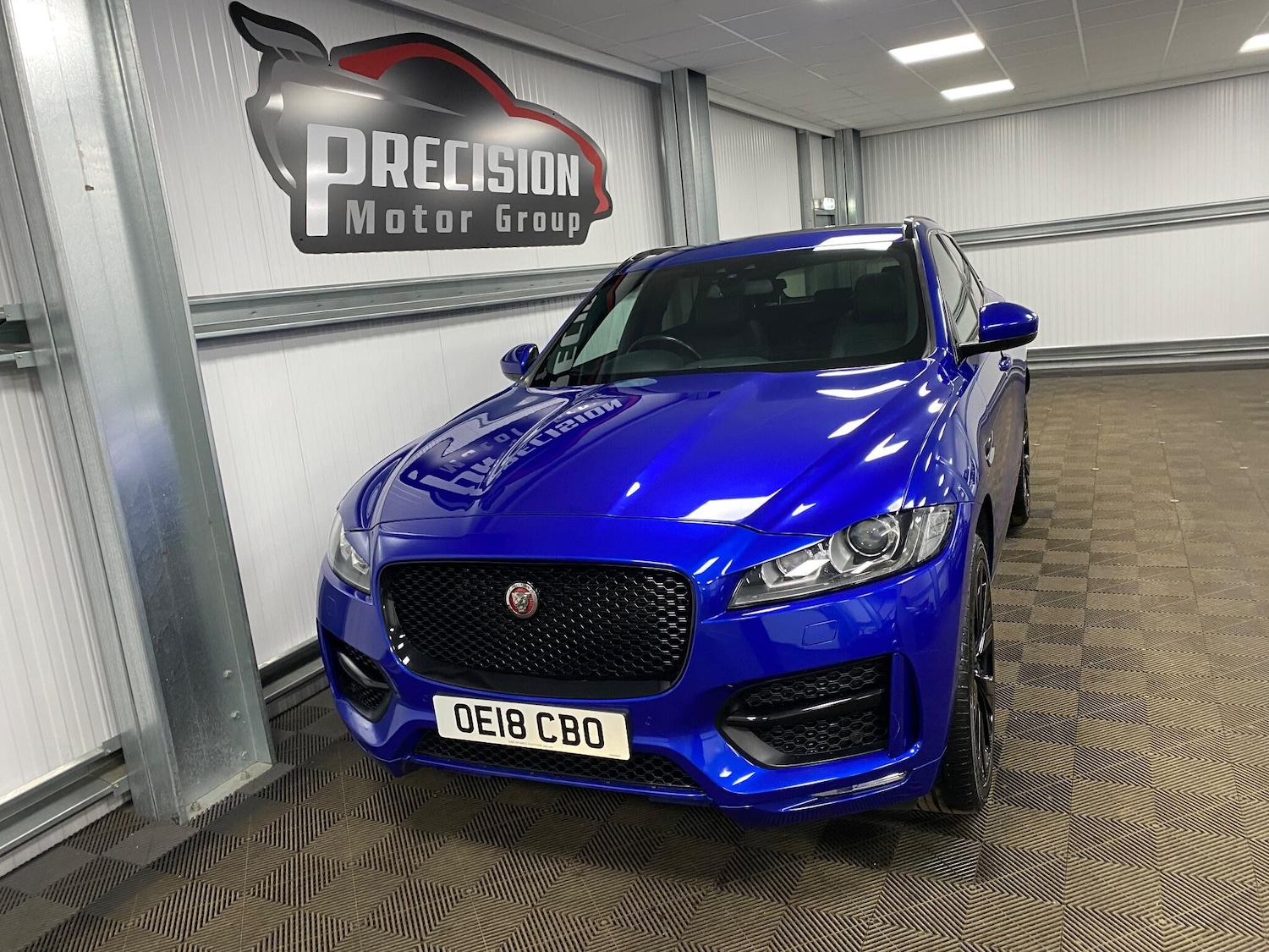 Used Jaguar F-Pace 2018 for sale - 77156357: Photo 11