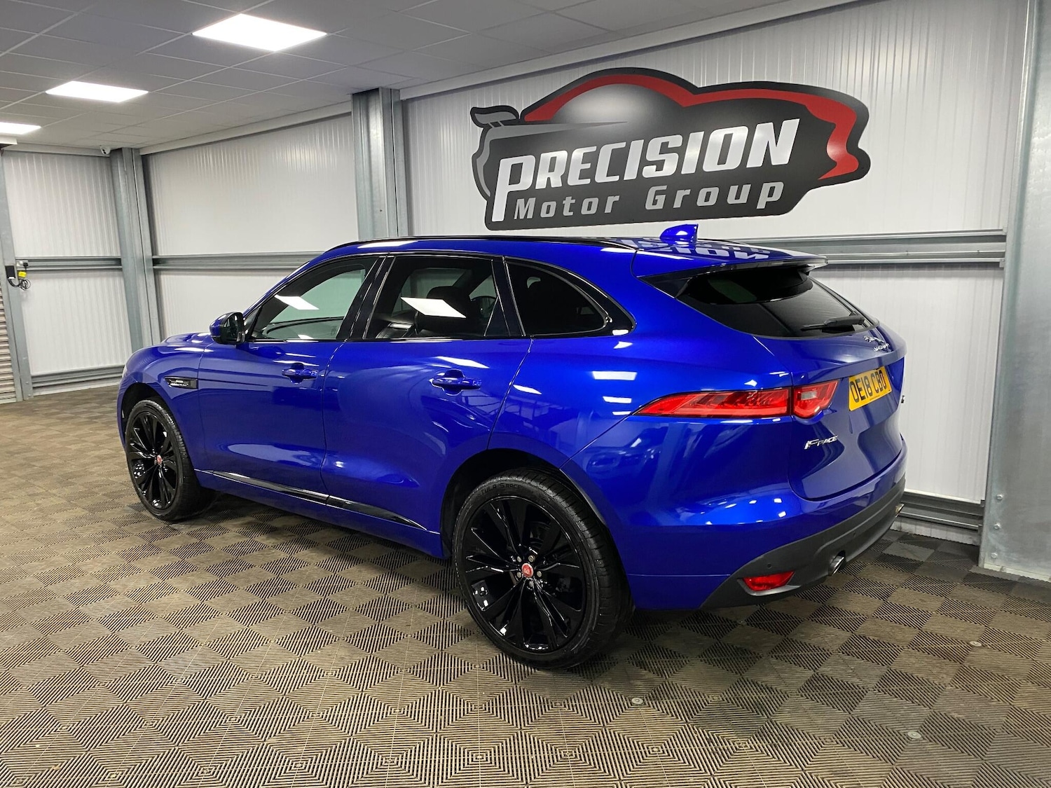 Used Jaguar F-Pace 2018 for sale - 77156357: Photo 14