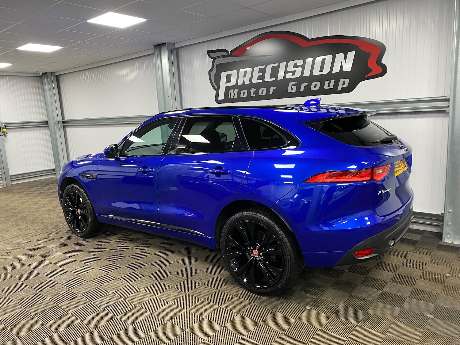 Used Jaguar F-Pace 2018 for sale - 77156357: Photo 15