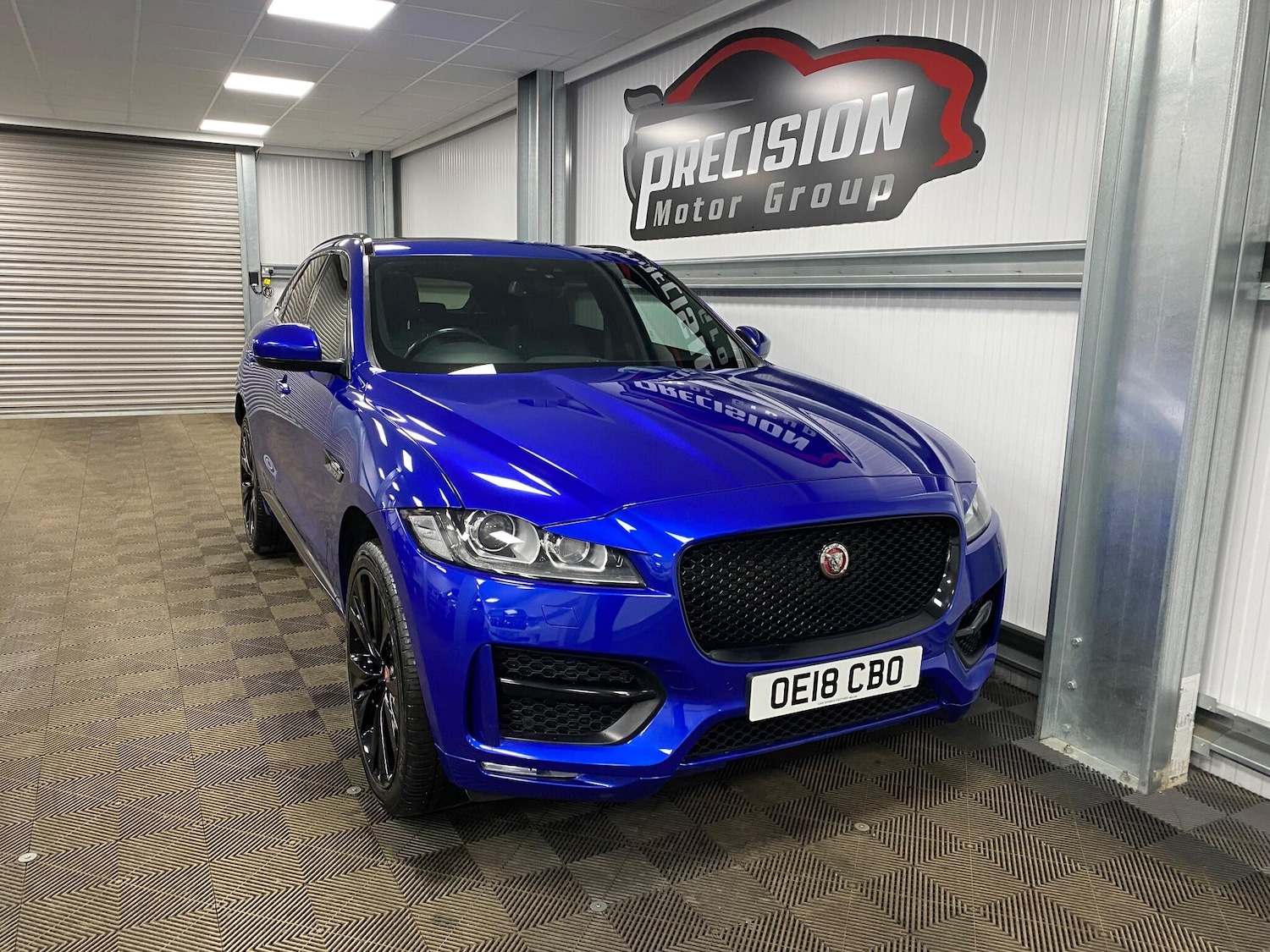 Used Jaguar F-Pace 2018 for sale - 77156357: Photo 2