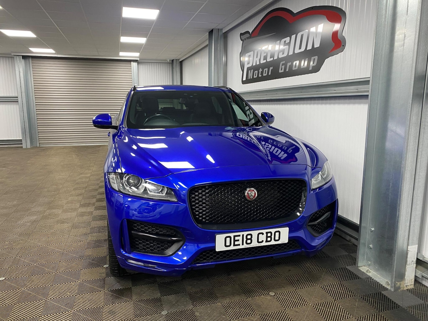 Used Jaguar F-Pace 2018 for sale - 77156357: Photo 4