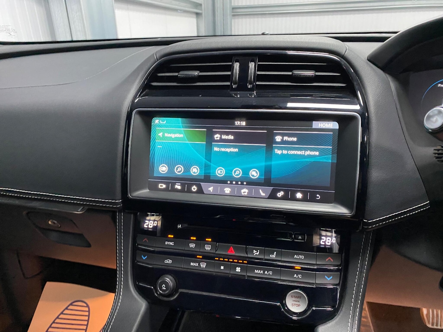 Used Jaguar F-Pace 2018 for sale - 77156357: Photo 42