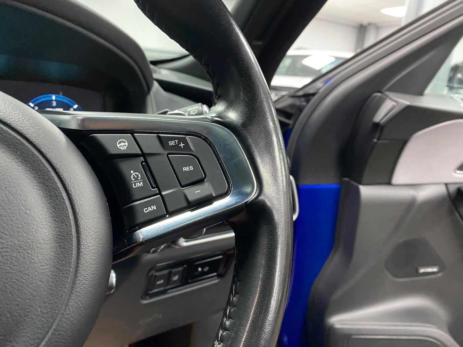 Used Jaguar F-Pace 2018 for sale - 77156357: Photo 45