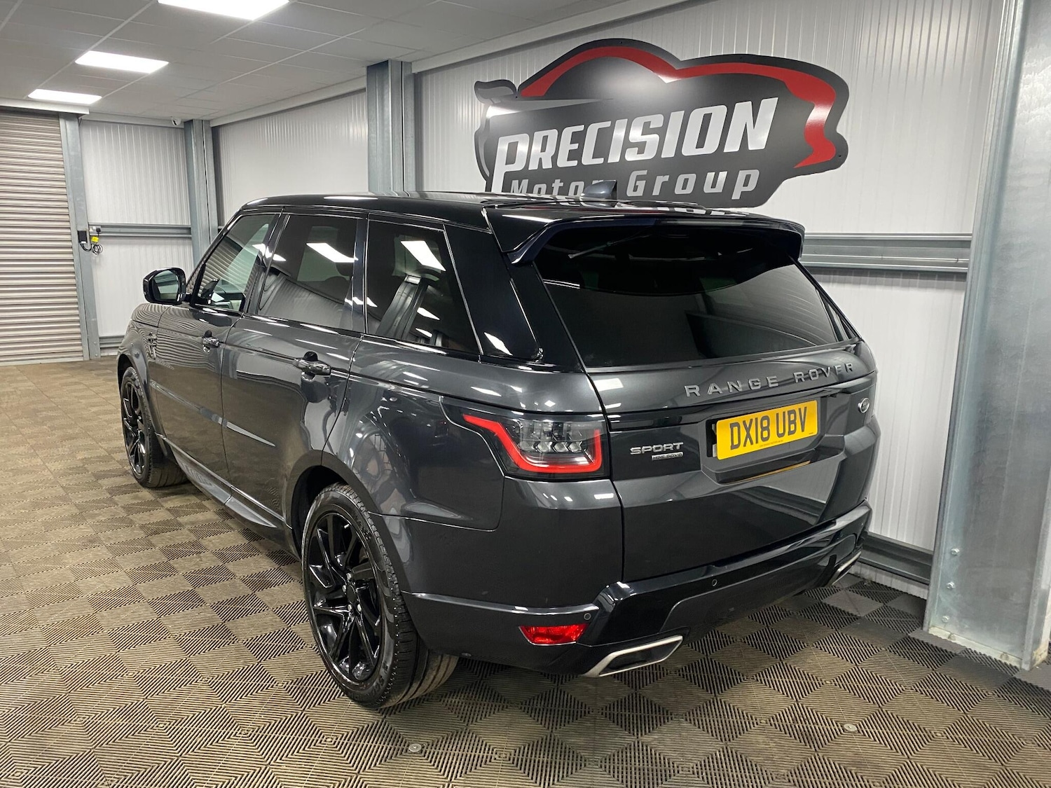 Used Land Rover Range Rover Sport 2018 for sale - 76990348: Photo 11