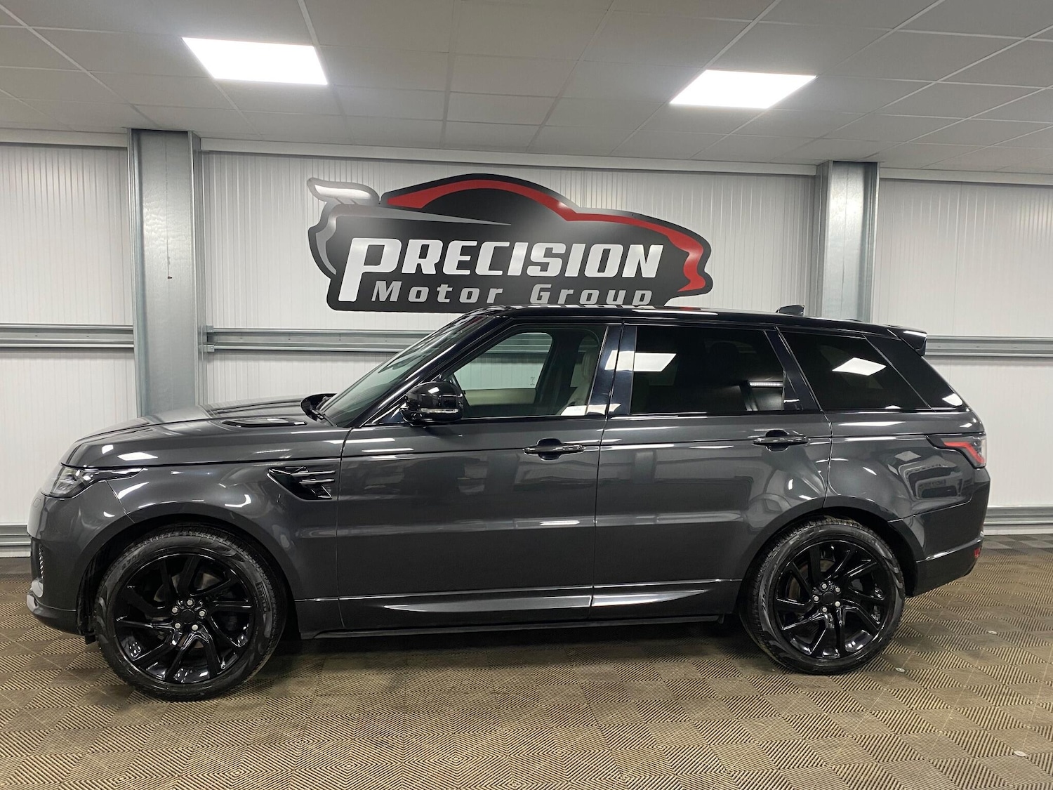 Used Land Rover Range Rover Sport 2018 for sale - 76990348: Photo 14