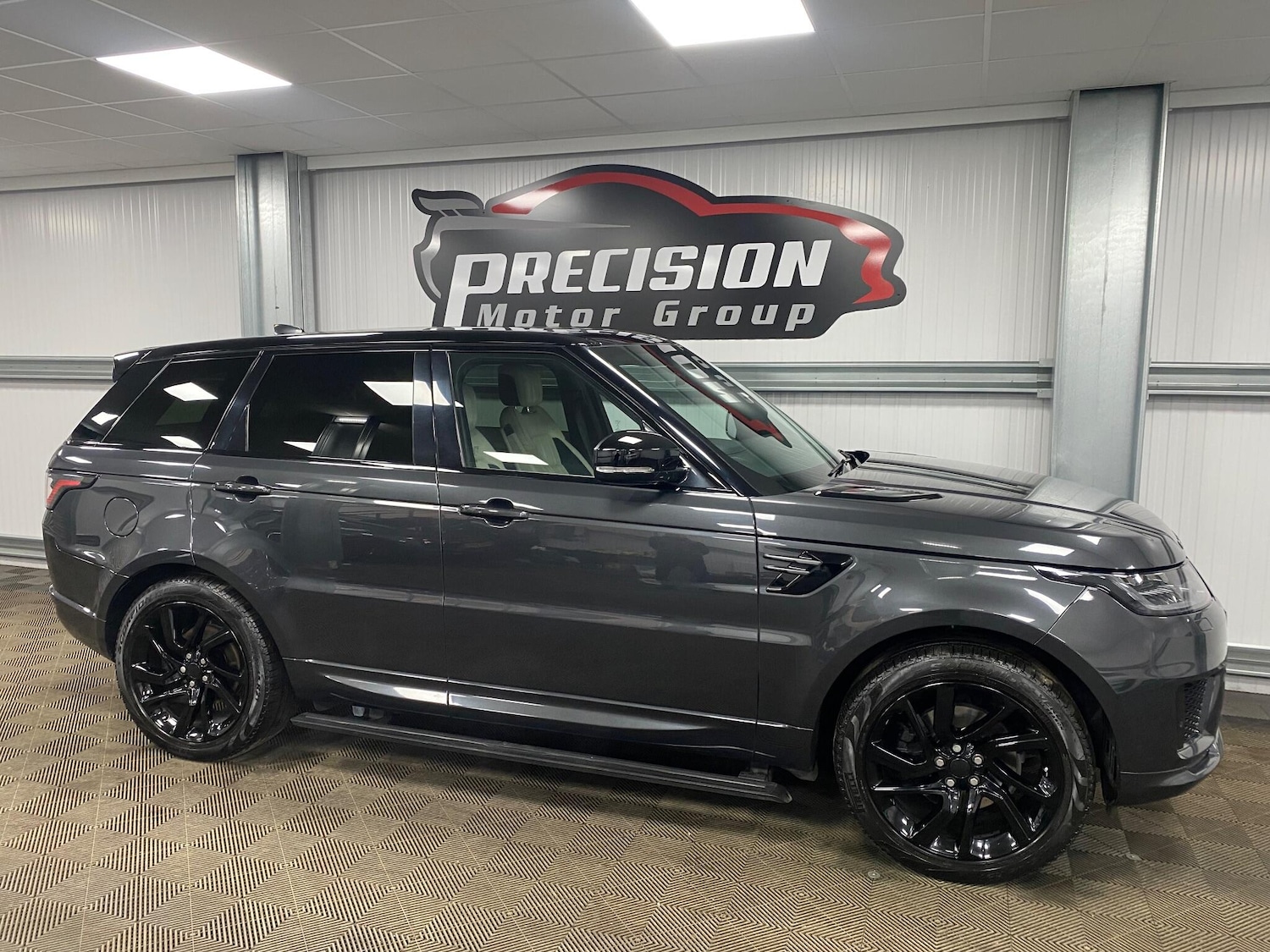 Used Land Rover Range Rover Sport 2018 for sale - 76990348: Photo 20