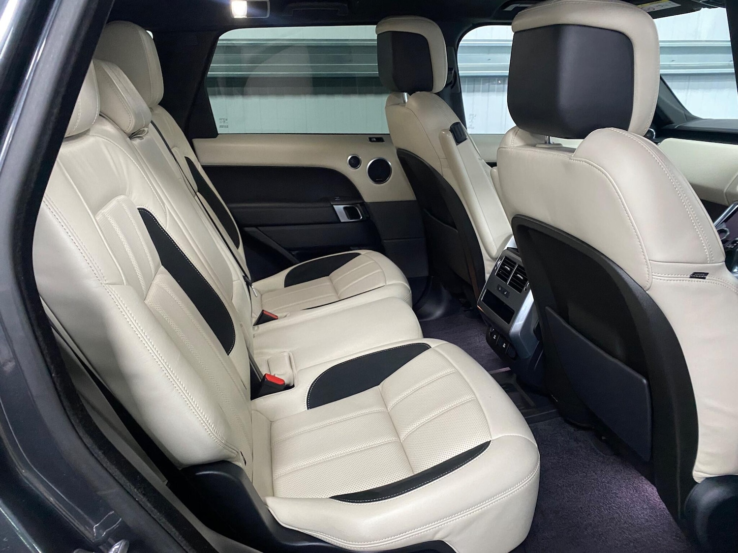 Used Land Rover Range Rover Sport 2018 for sale - 76990348: Photo 29