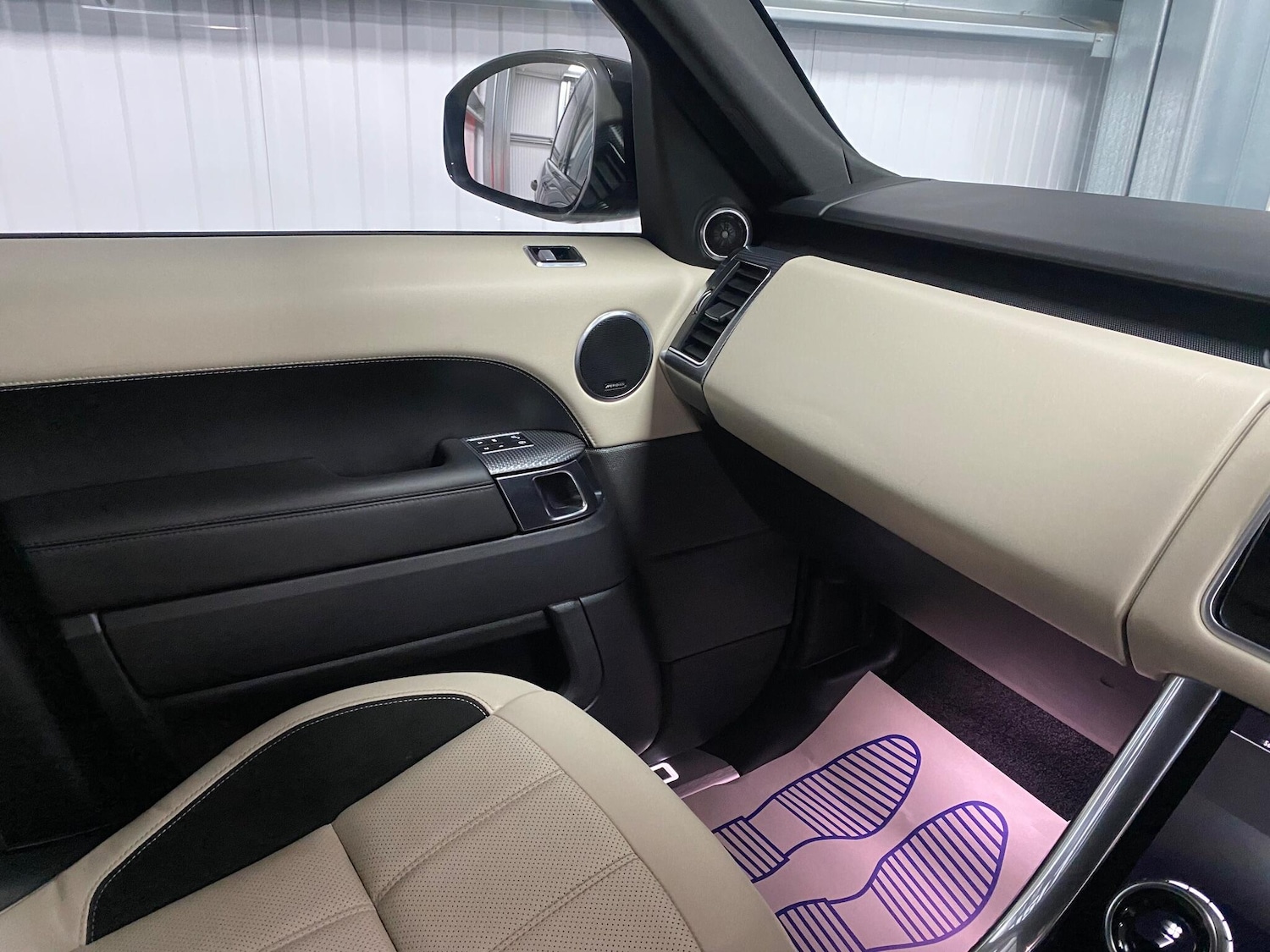 Used Land Rover Range Rover Sport 2018 for sale - 76990348: Photo 33