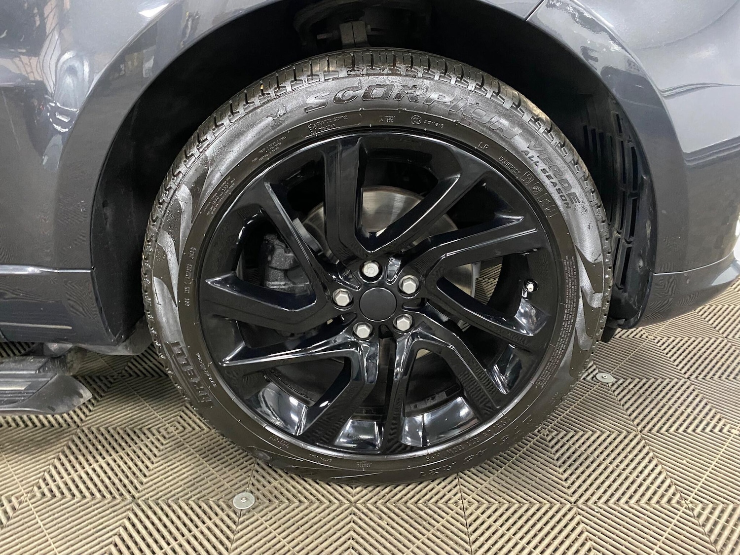 Used Land Rover Range Rover Sport 2018 for sale - 76990348: Photo 44