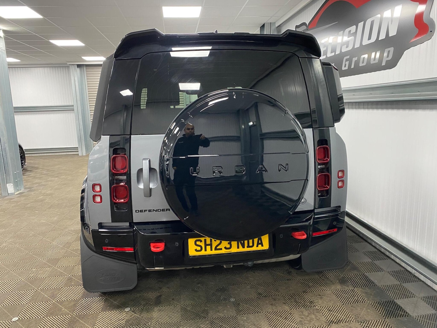 Used Land Rover Defender 2023 for sale - 77098149: Photo 17