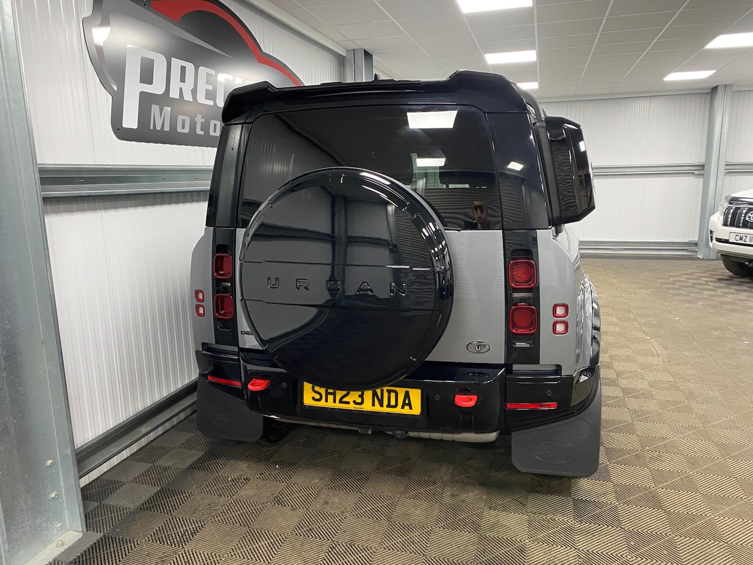 Used Land Rover Defender 2023 for sale - 77098149: Photo 22