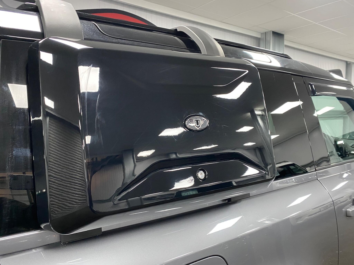 Used Land Rover Defender 2023 for sale - 77098149: Photo 31