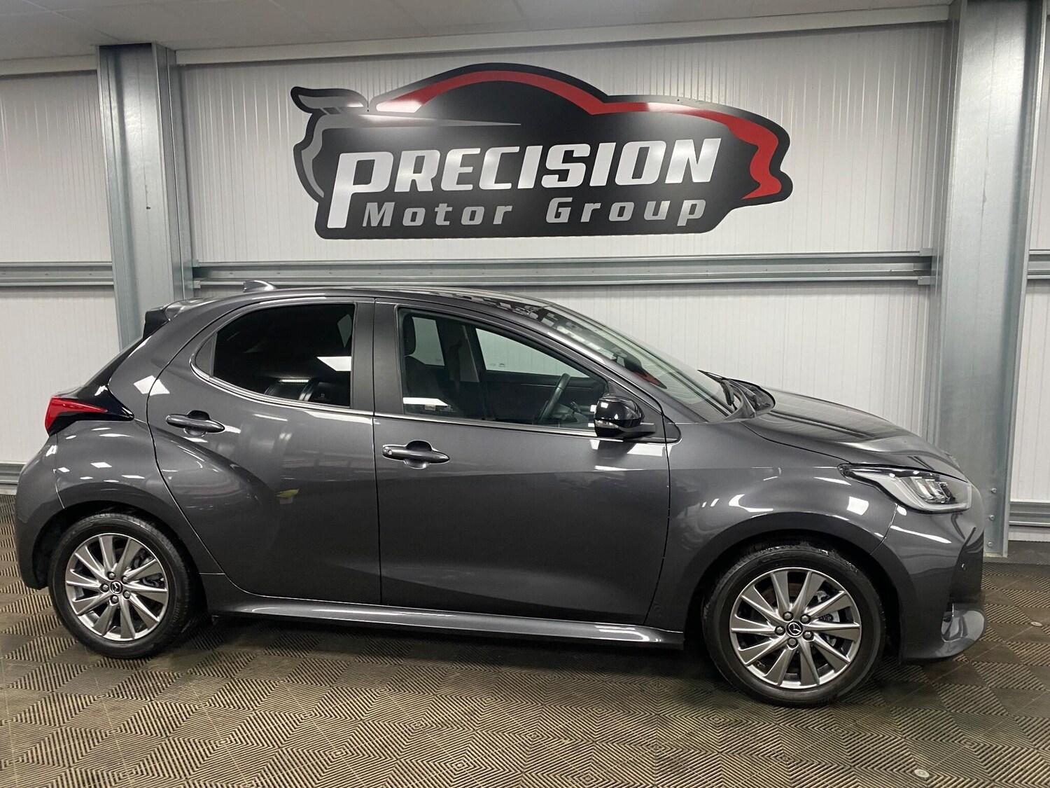 Used Mazda Mazda2 HYBRID 2023 for sale - 76832128: Photo 25