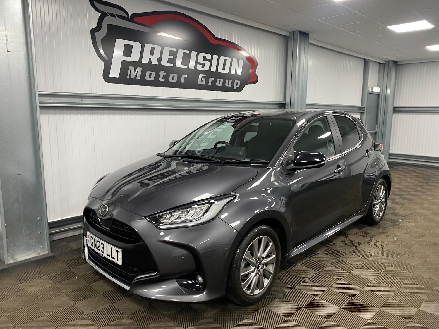 Used Mazda Mazda2 HYBRID 2023 for sale - 76832128: Photo 8