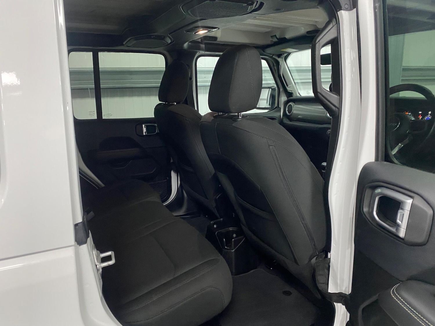 Used Jeep Wrangler 2019 for sale - 77646259: Photo 35