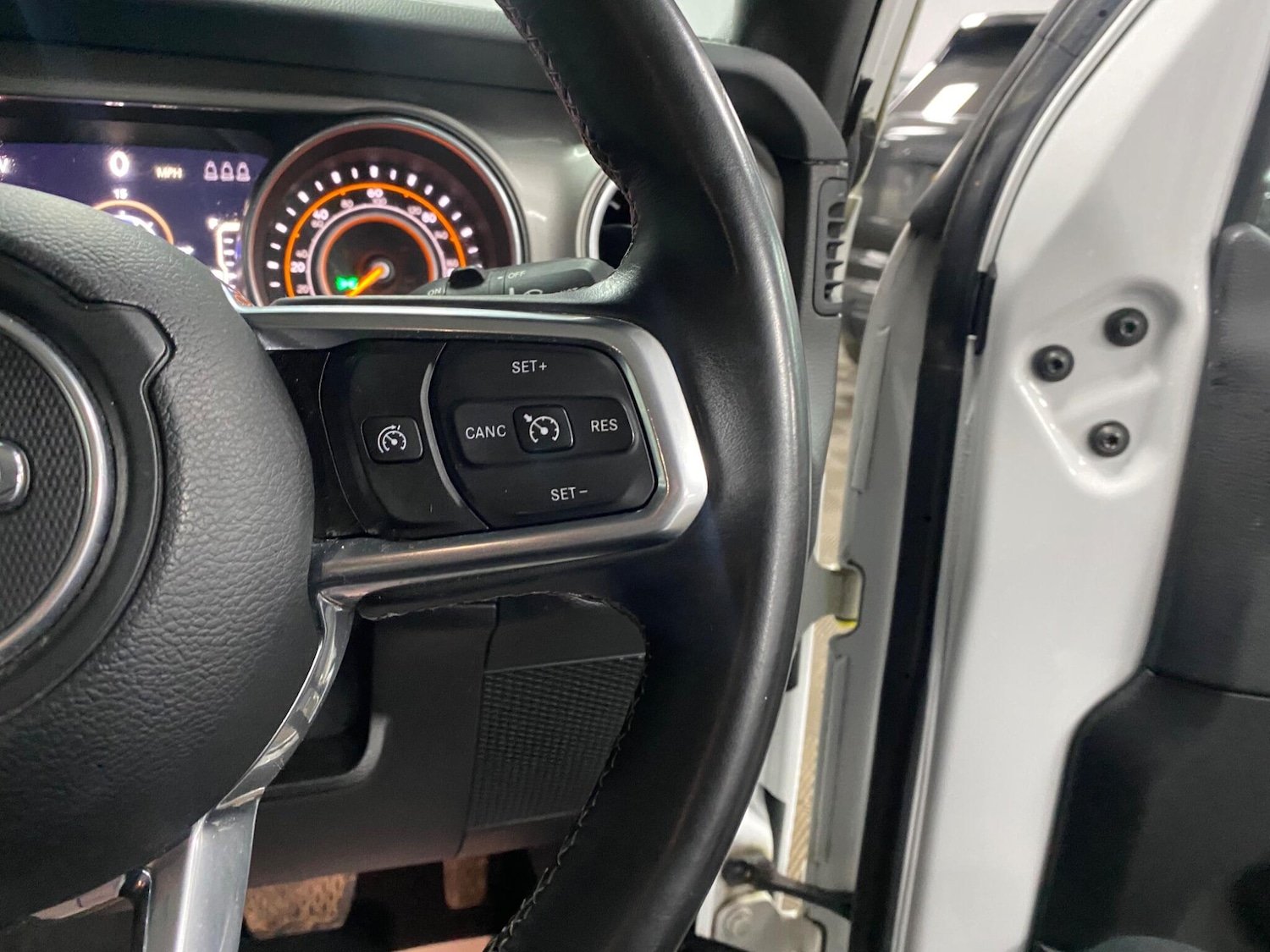 Used Jeep Wrangler 2019 for sale - 77646259: Photo 38