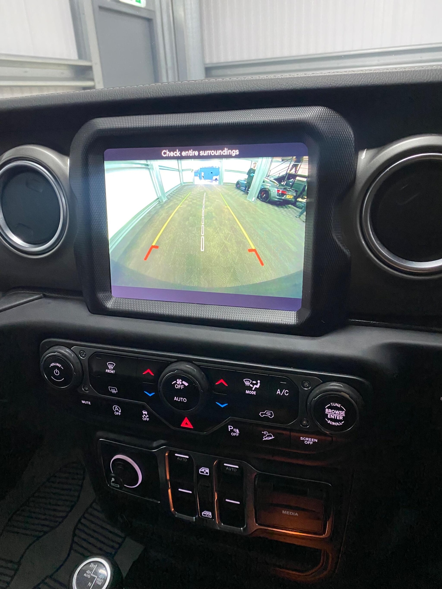 Used Jeep Wrangler 2019 for sale - 77646259: Photo 40