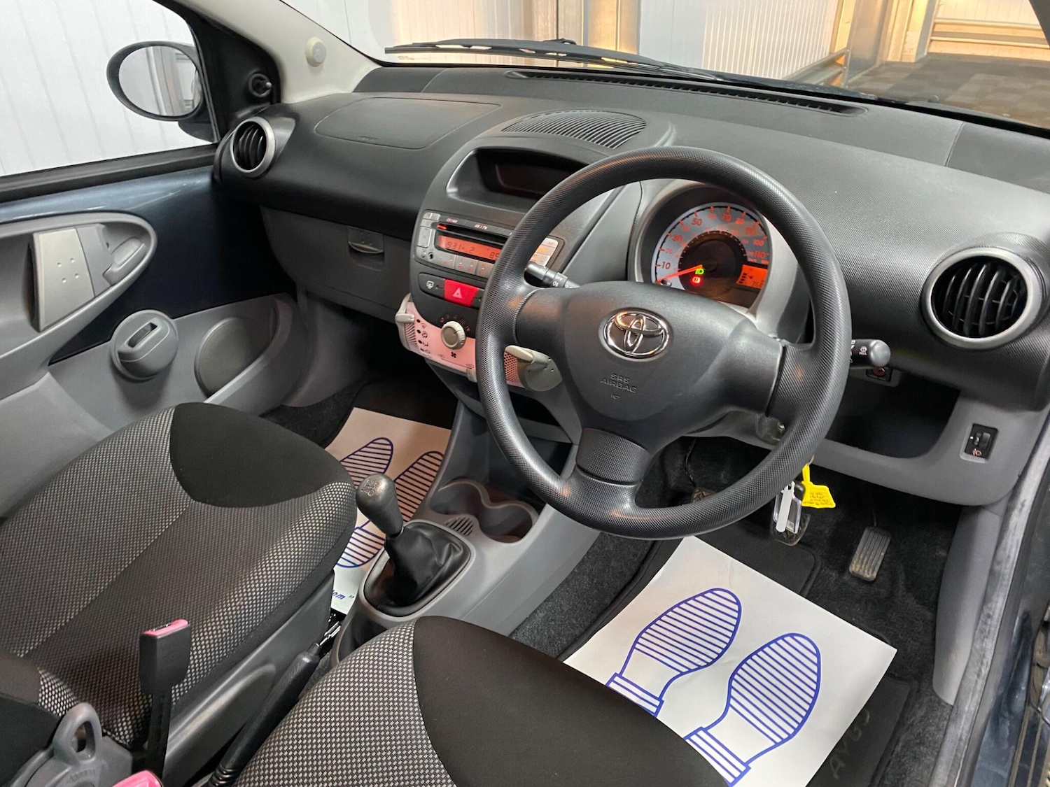 Used Toyota AYGO 2009 for sale - 77314876: Photo 26