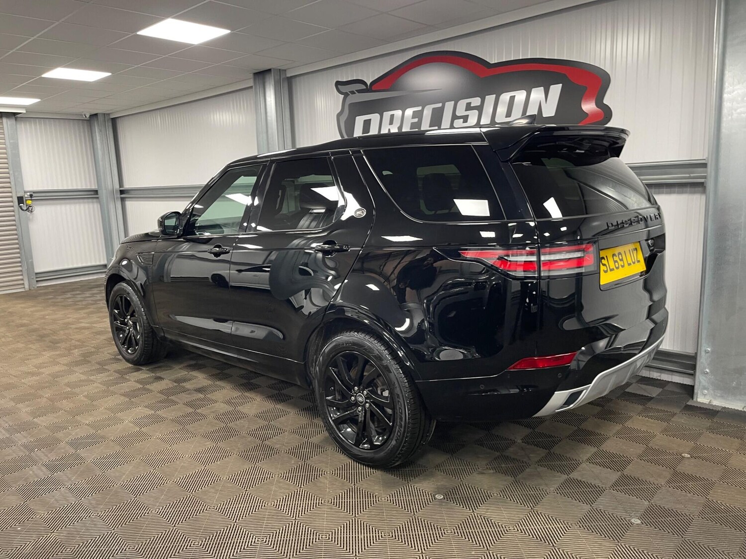 Used Land Rover Discovery 2019 for sale - 77839780: Photo 17
