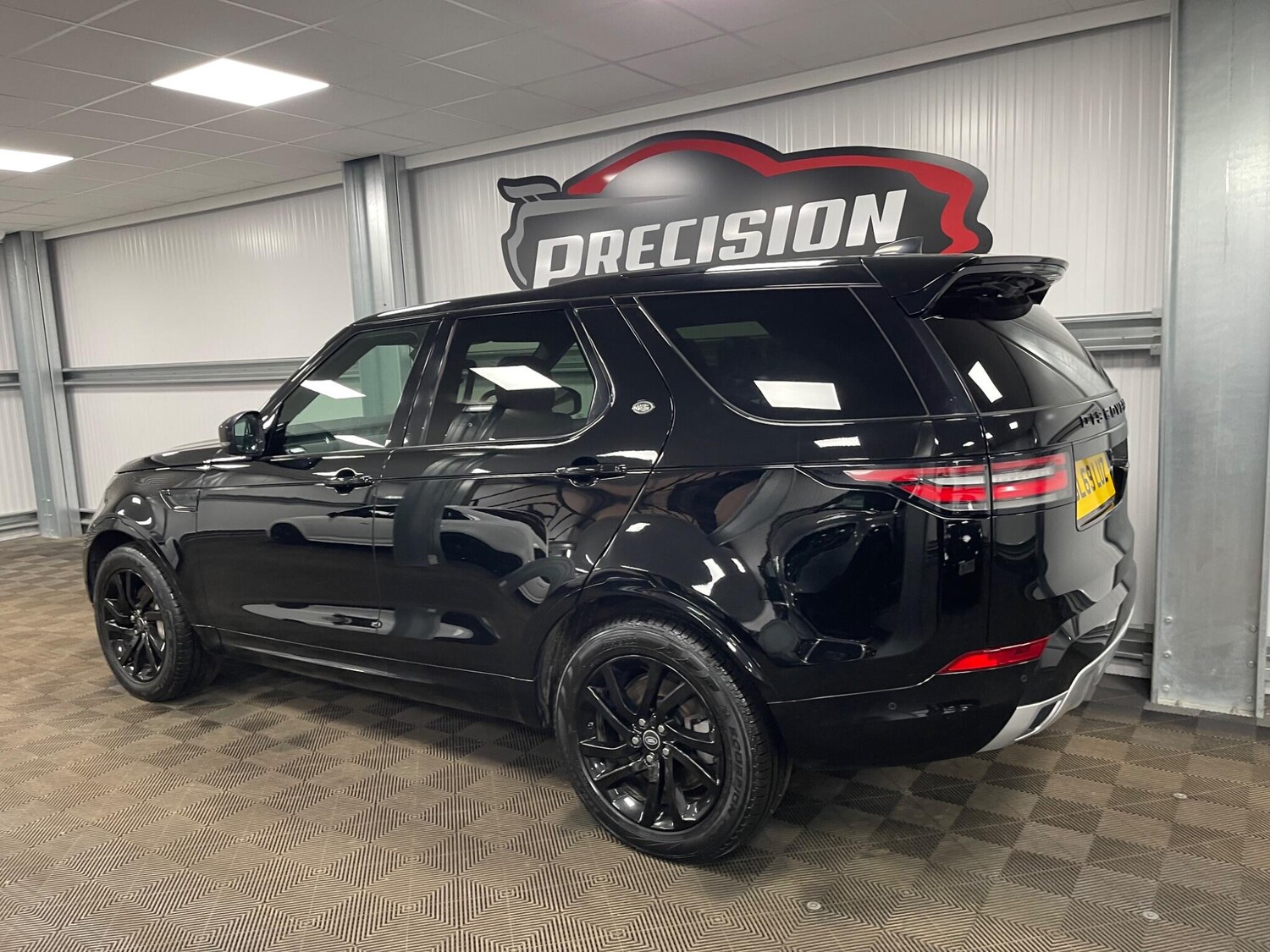 Used Land Rover Discovery 2019 for sale - 77839780: Photo 19